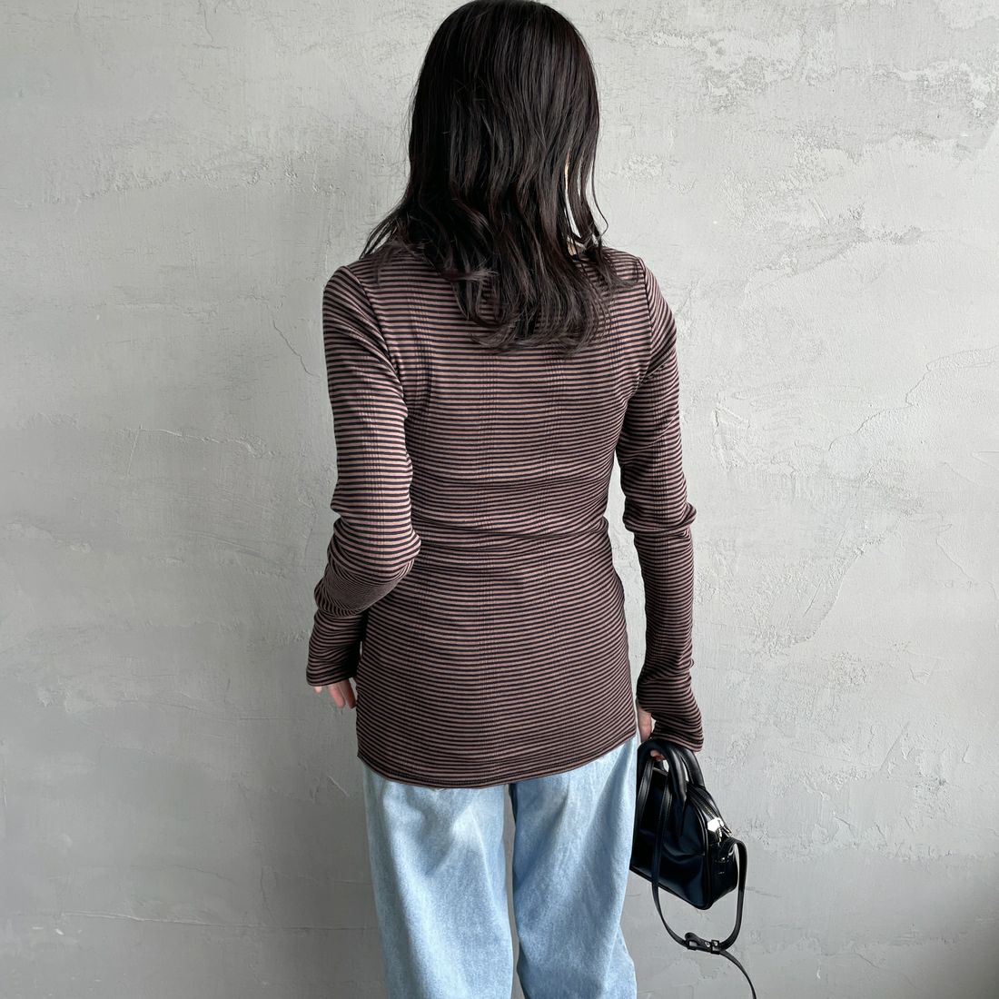 Robert P.Miller [ロバートピーミラー] 別注 配色パネルリブ ボートネックTシャツ [RM254-2041IN-JF] BROWN &&モデル身長：160cm 着用サイズ：F&&