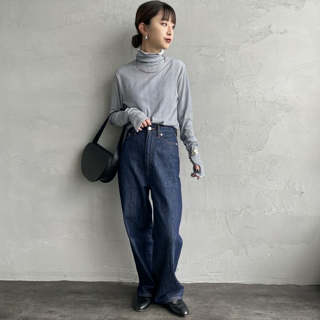 Robert P.Miller [ロバートピーミラー] 別注 パネルリブ シアータートルTシャツ [RM254-2116IN-JF] NAVY BD &&モデル身長：150cm 着用サイズ：F&&