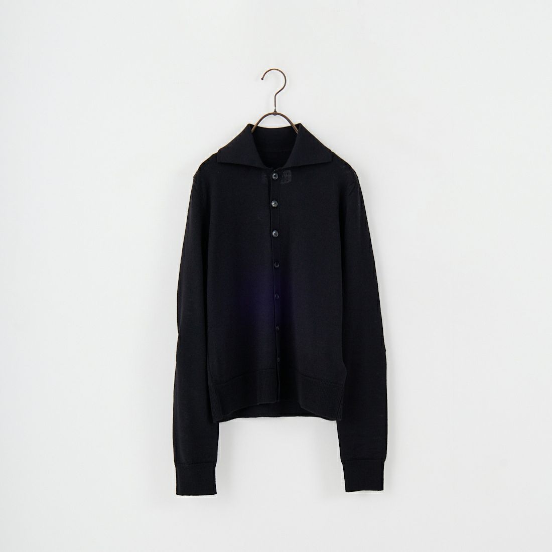 900 BLACK