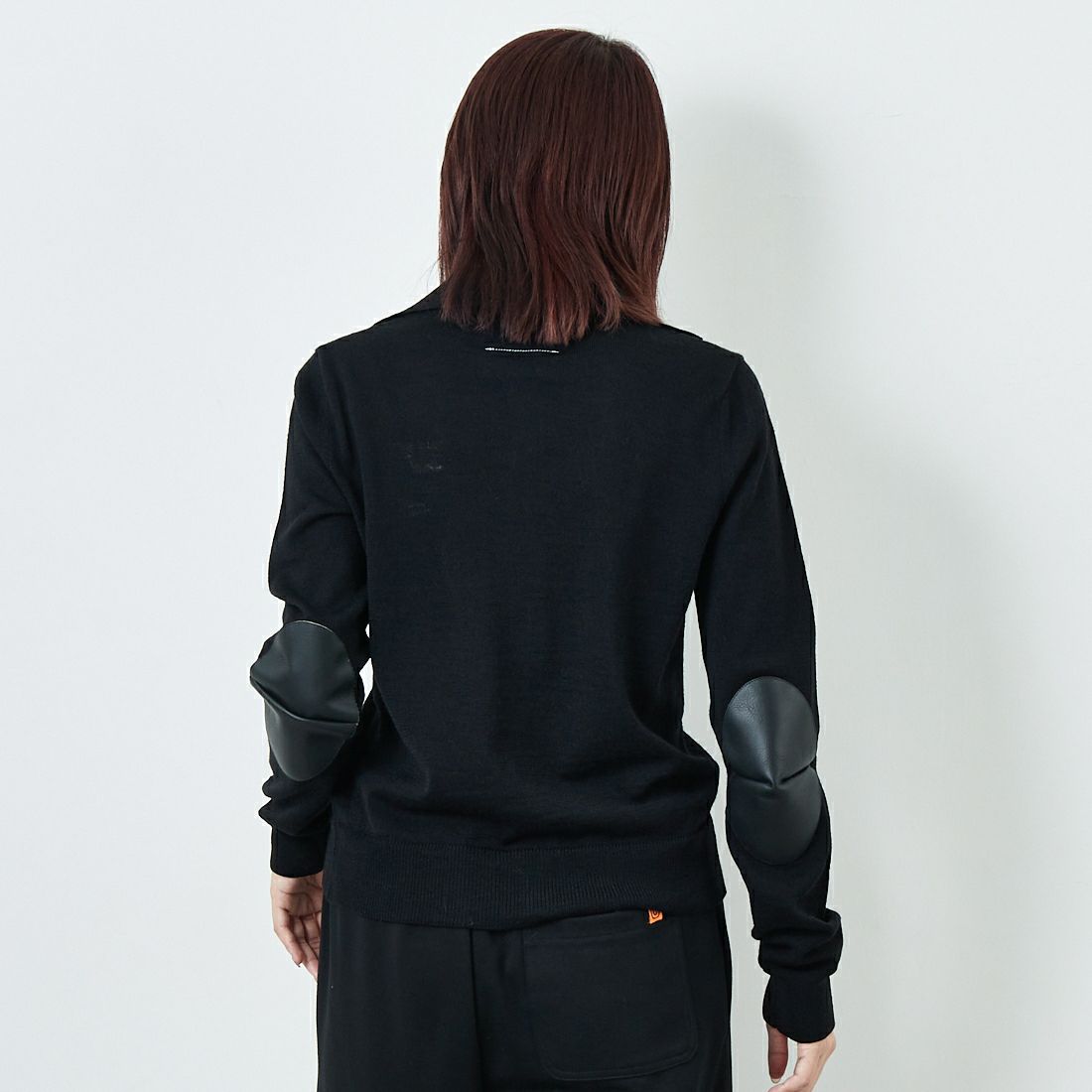 MM6 Maison Margiela [エムエムシックス メゾン マルジェラ] ニットカーディガン [S52HP0029-M13133] 900 BLACK &&モデル身長：167cm 着用サイズ：M&&