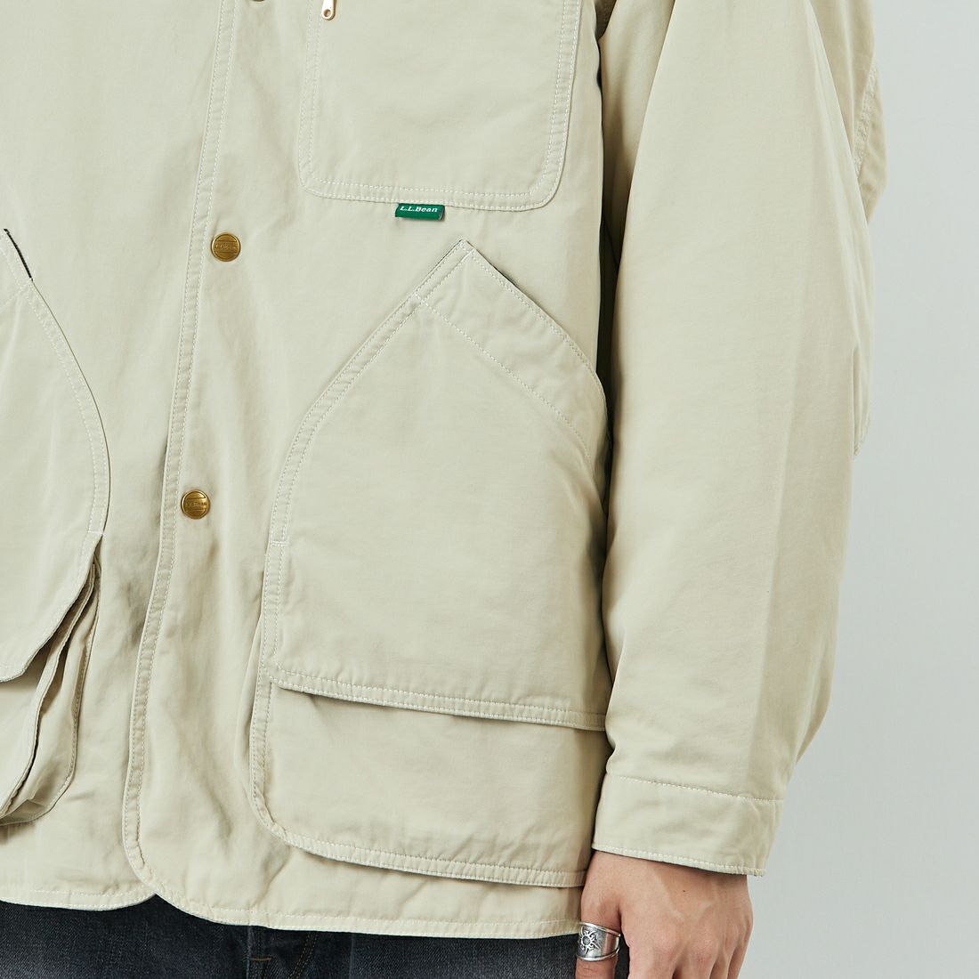 L.L.BEAN [エルエルビーン] ビーンズ インサレーテッドフィールドコート [5575-2042] 71 LT BEIG &&モデル身長：179cm 着用サイズ：M&&
