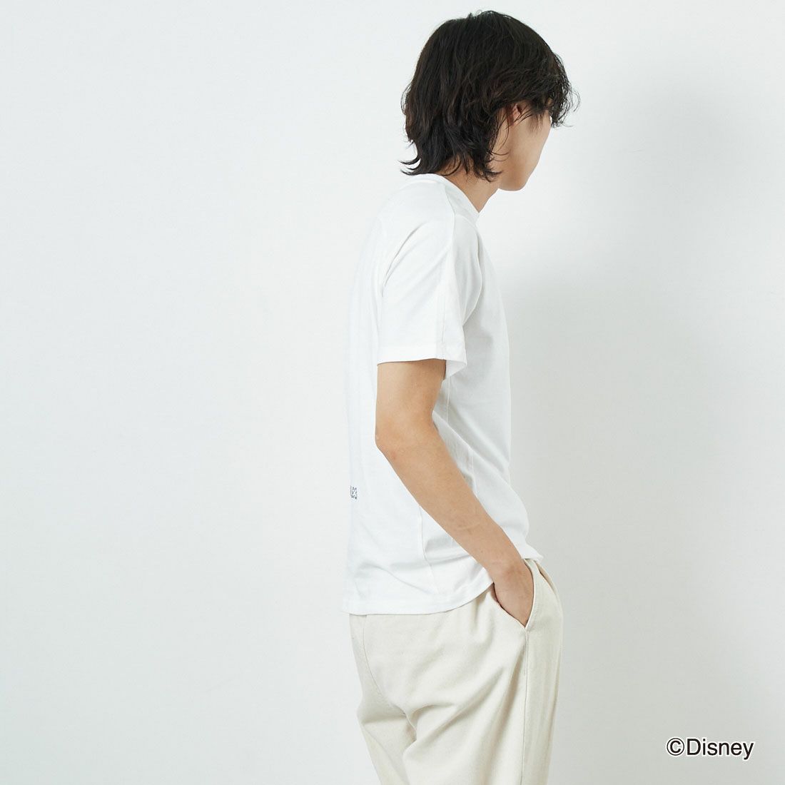 1PIU1UGUALE3 RELAX [ウノ ピゥ ウノ ウグァーレ トレ] MICKEY MOUSE / ラインストーンTシャツ [UST-25136] SN10 WHITE &&モデル身長：179cm 着用サイズ：M&&