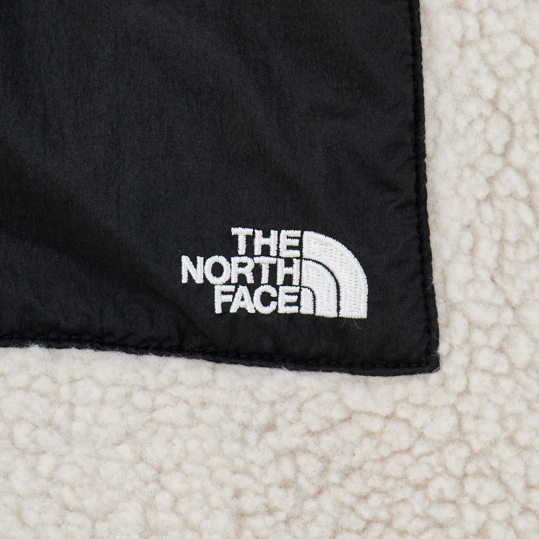 THE NORTH FACE [ザ ノースフェイス] リバーシブル エクストリームパイルフリースジャケット [NP72536] FK