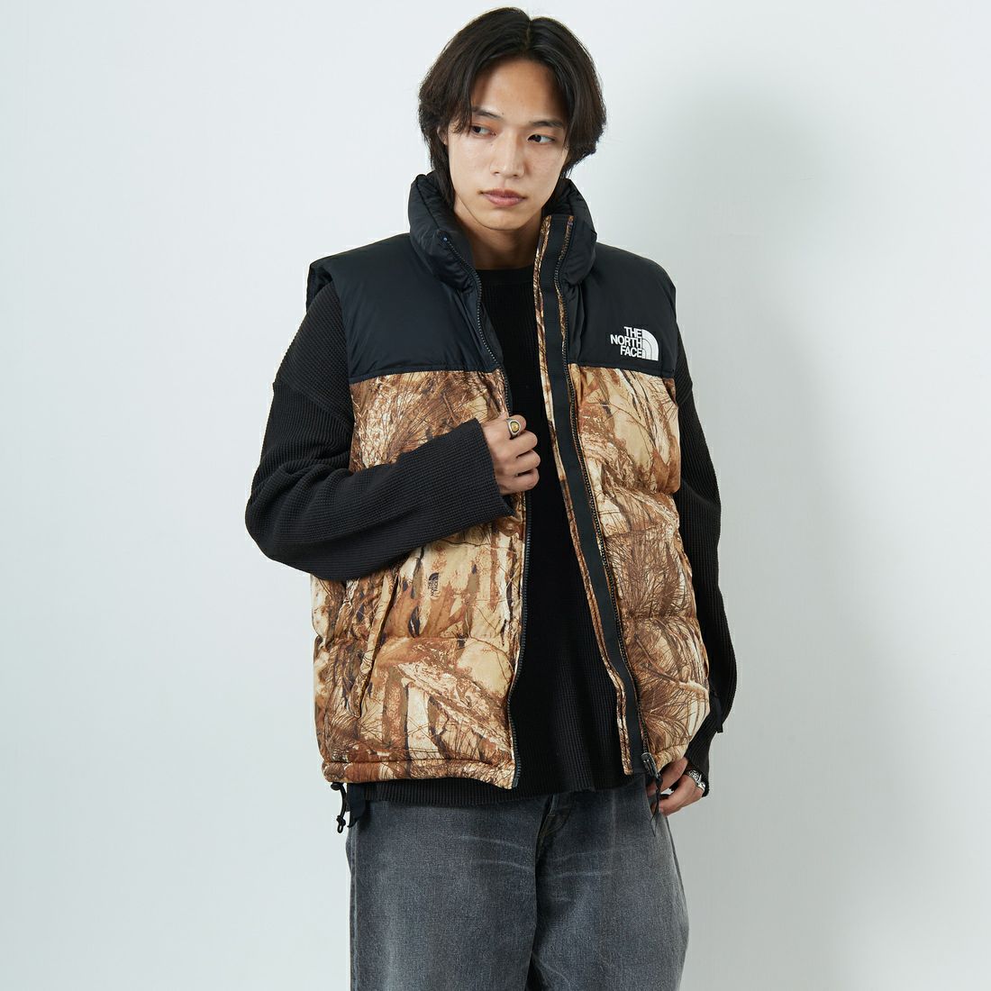 THE NORTH FACE [ザ ノースフェイス] ノベルティーヌプシベスト [ND92558] FF &&モデル身長：179cm 着用サイズ：L&&