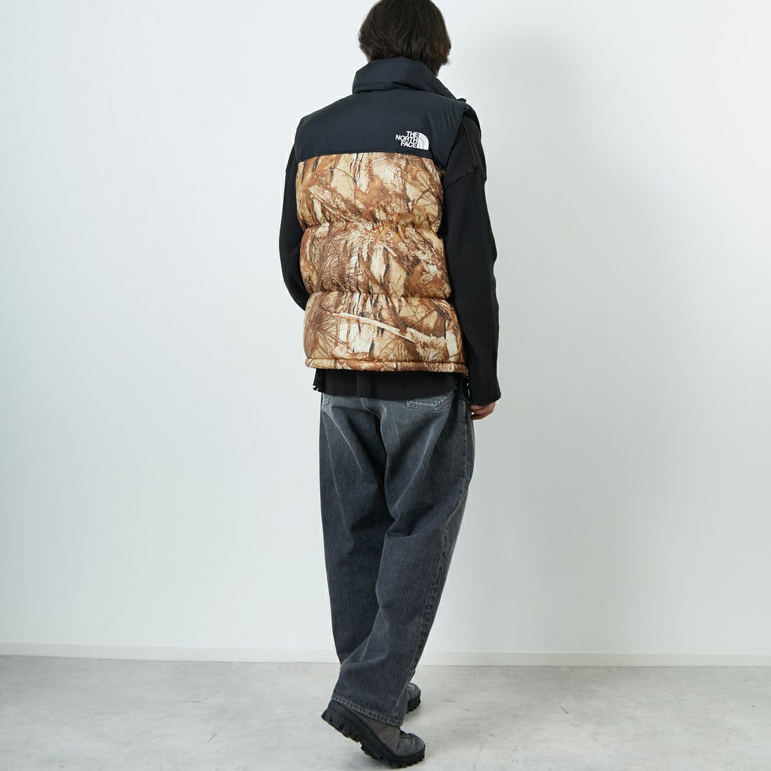 THE NORTH FACE [ザ ノースフェイス] ノベルティーヌプシベスト [ND92558] FF &&モデル身長：179cm 着用サイズ：L&&
