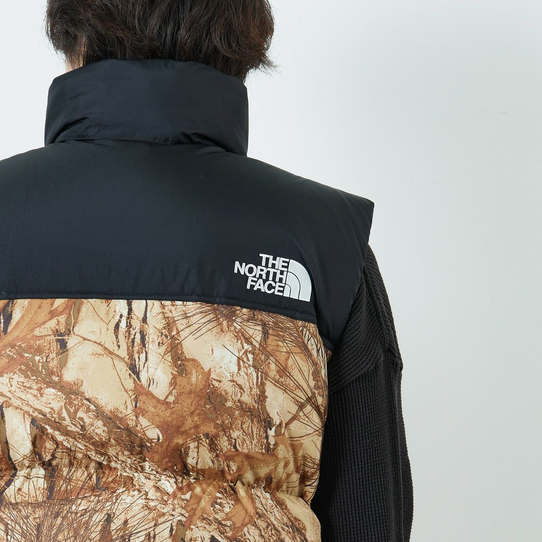 THE NORTH FACE [ザ ノースフェイス] ノベルティーヌプシベスト [ND92558] FF &&モデル身長：179cm 着用サイズ：L&&