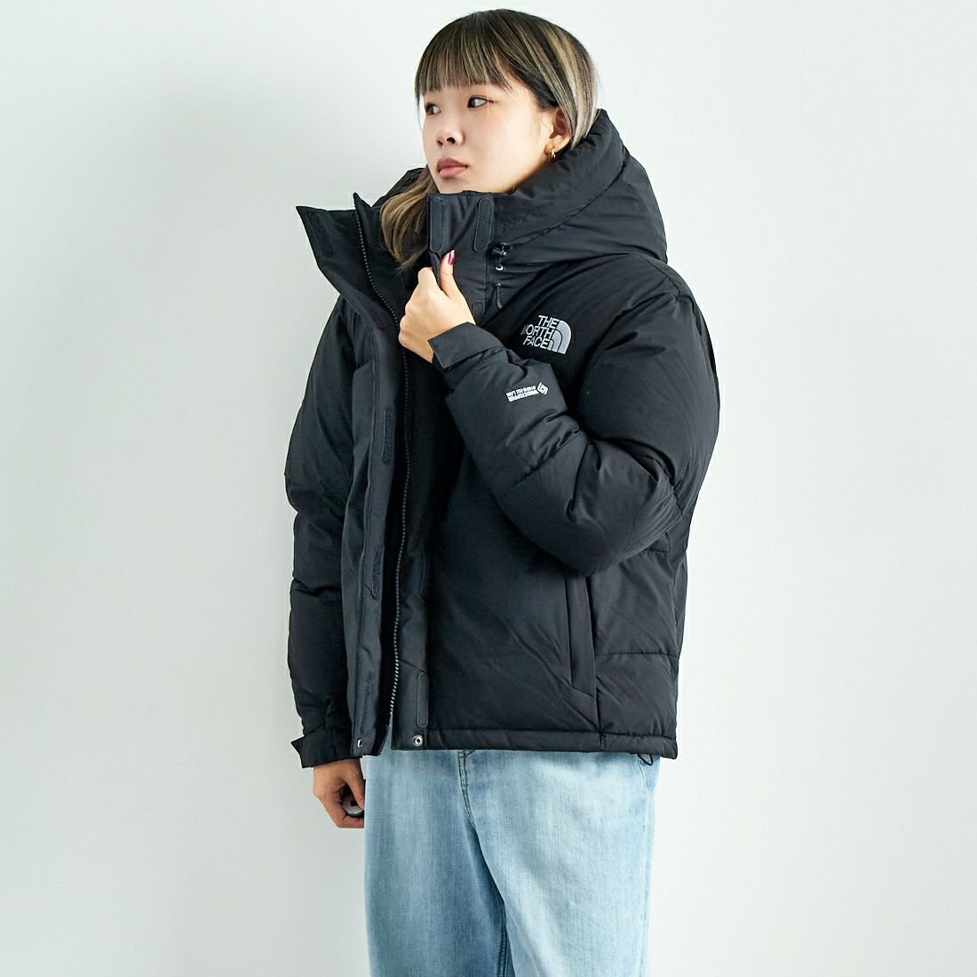 THE NORTH FACE [ザ ノースフェイス] ショートバルトロライトジャケット [NDW92551] K &&モデル身長：167cm 着用サイズ：L&&