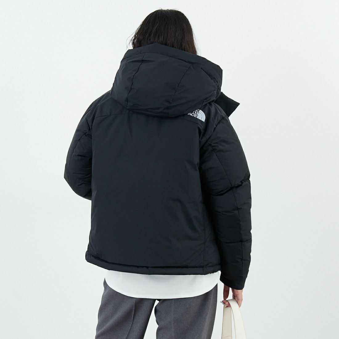 THE NORTH FACE [ザ ノースフェイス] ショートバルトロライトジャケット [NDW92551] K &&モデル身長：162cm 着用サイズ：L&&