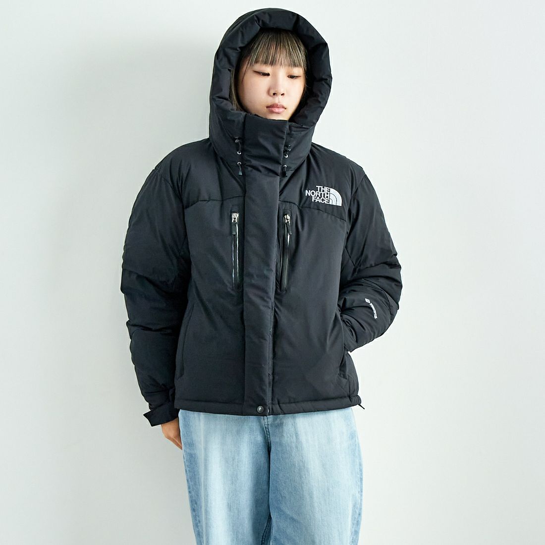 THE NORTH FACE [ザ ノースフェイス] ショートバルトロライトジャケット [NDW92551] K &&モデル身長：167cm 着用サイズ：L&&