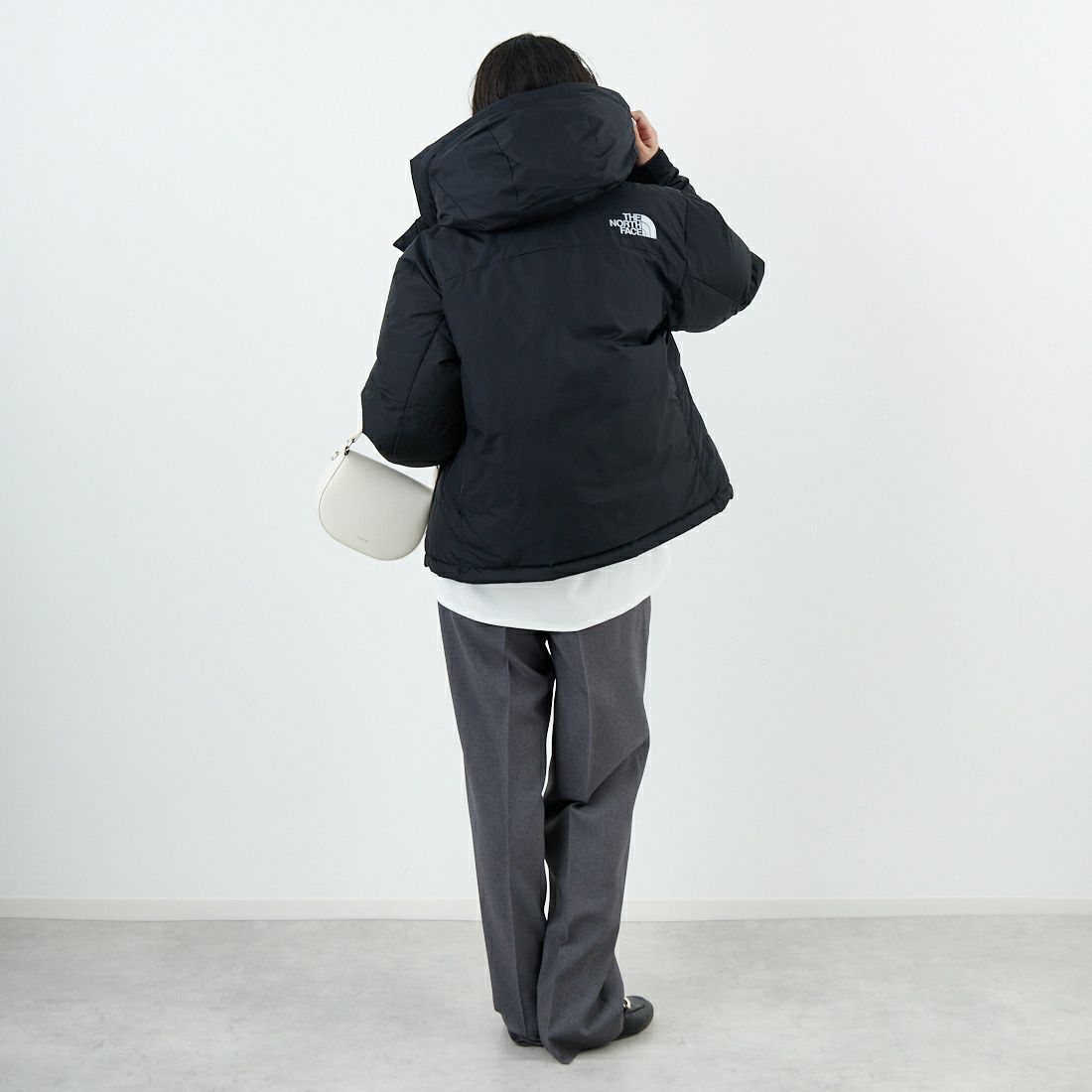 THE NORTH FACE [ザ ノースフェイス] ショートバルトロライトジャケット [NDW92551] K &&モデル身長：162cm 着用サイズ：L&&