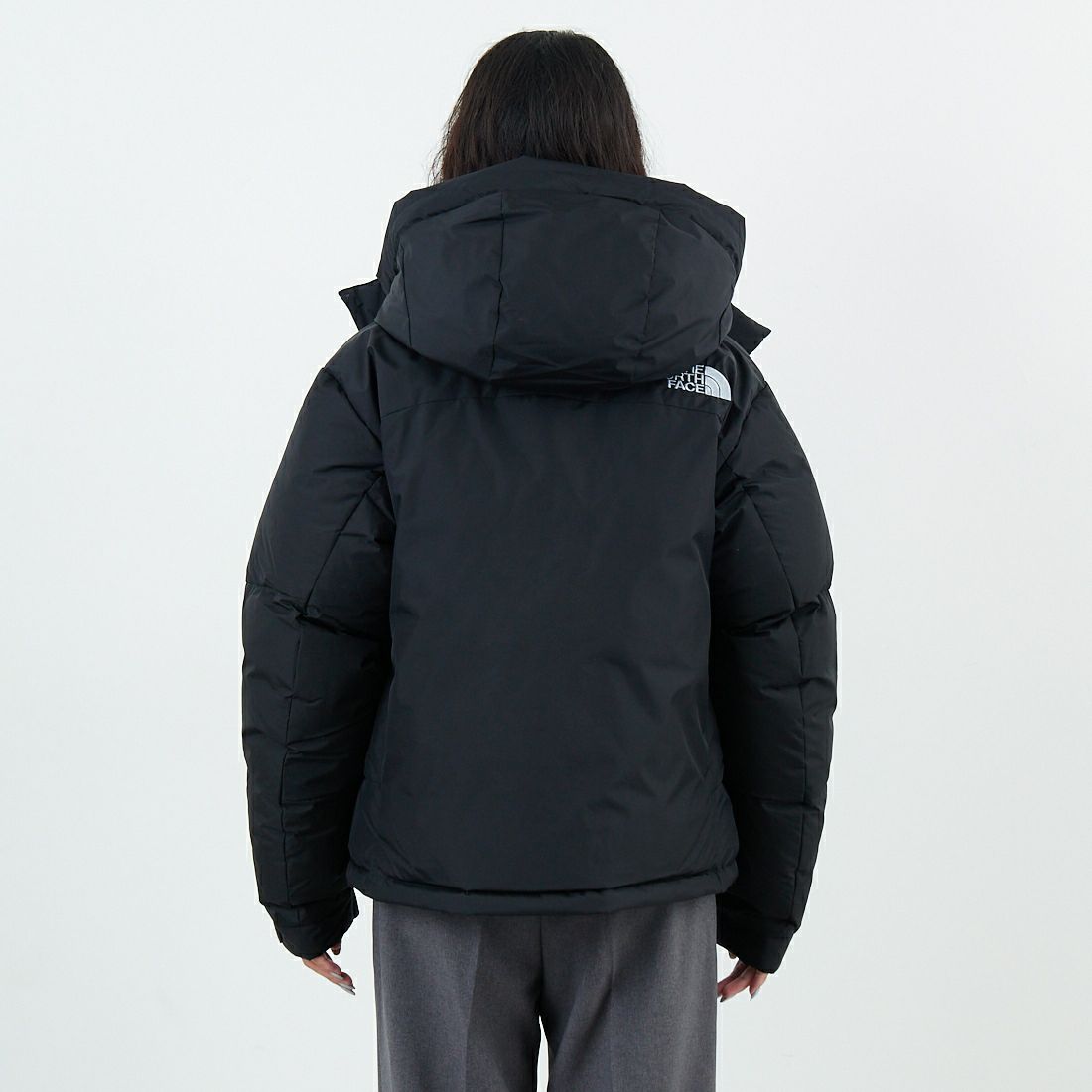 THE NORTH FACE [ザ ノースフェイス] ショートバルトロライトジャケット [NDW92551] K &&モデル身長：162cm 着用サイズ：L&&