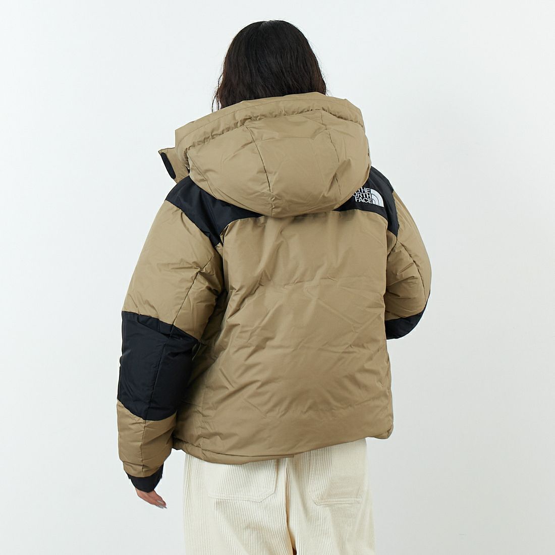 THE NORTH FACE [ザ ノースフェイス] ショートバルトロライトジャケット [NDW92551] CK&&モデル身長：162cm 着用サイズ：L&&