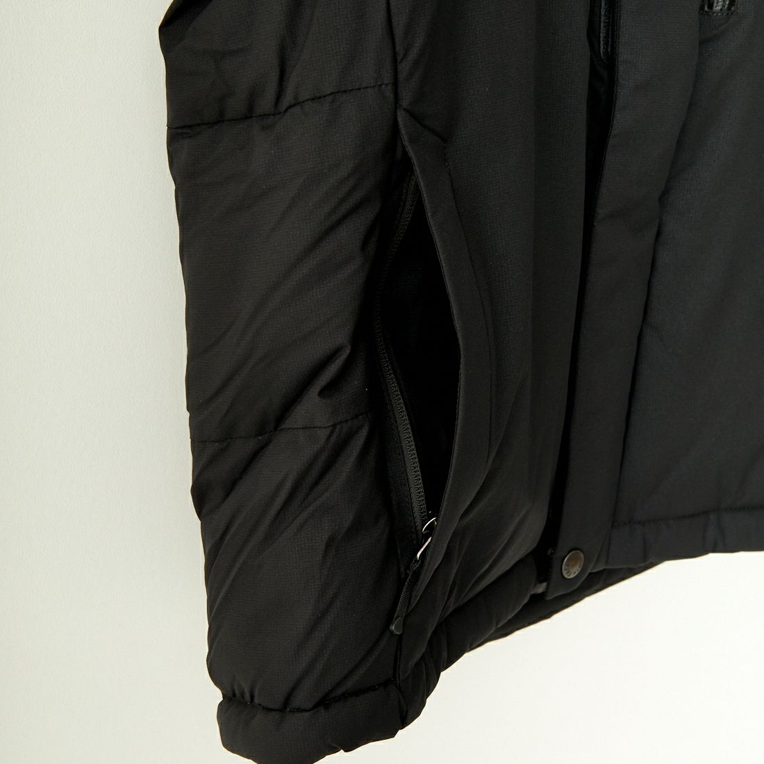 THE NORTH FACE [ザ ノースフェイス] ショートバルトロライトジャケット [NDW92551] K
