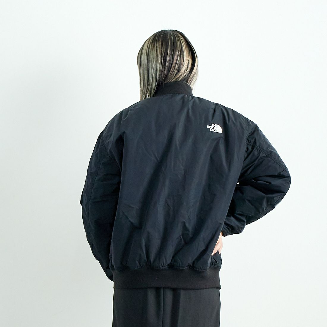 THE NORTH FACE [ザ ノースフェイス] インサレーションボンバージャケット [NY82552] K &&モデル身長：167cm 着用サイズ：S&&