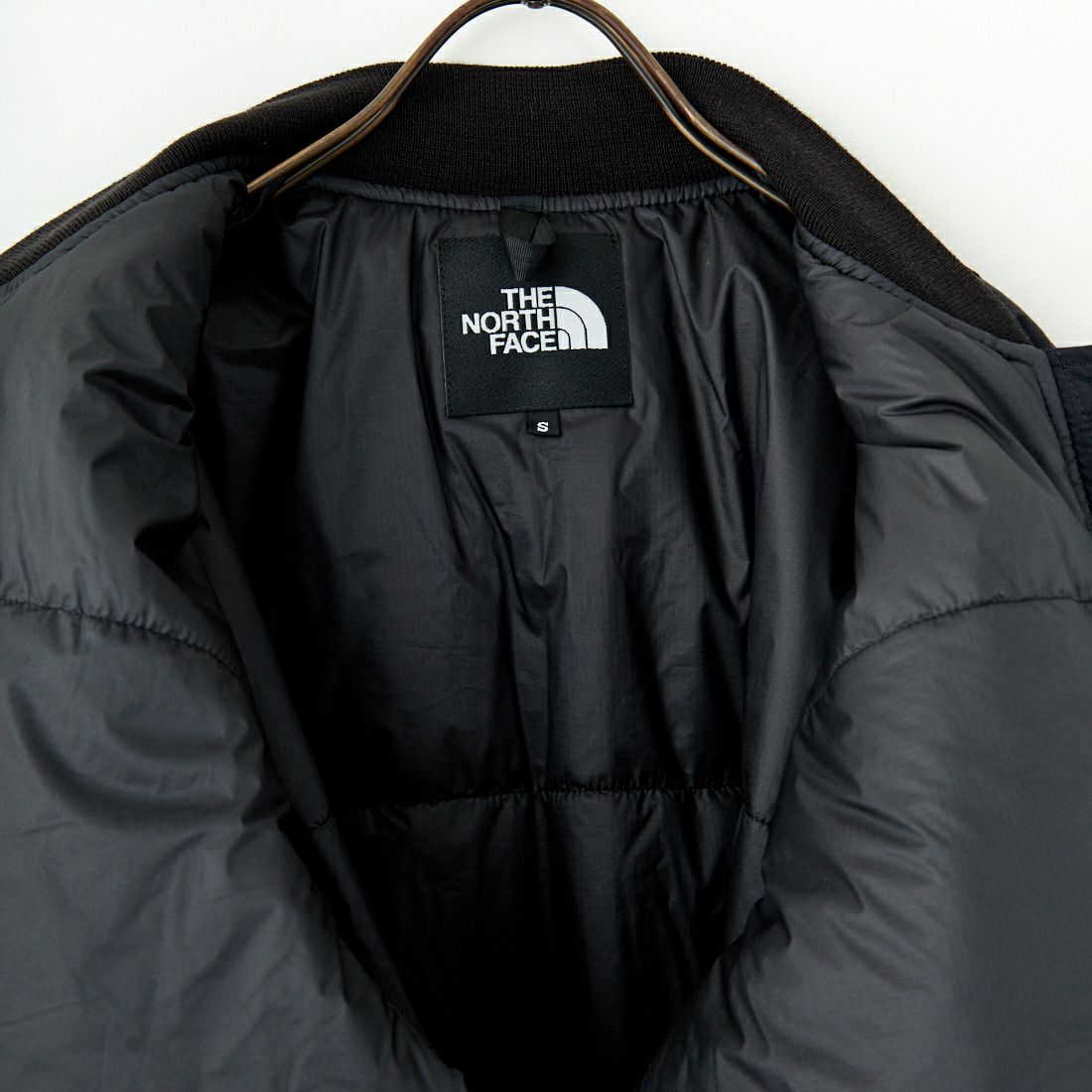 THE NORTH FACE [ザ ノースフェイス] インサレーションボンバージャケット [NY82552] K