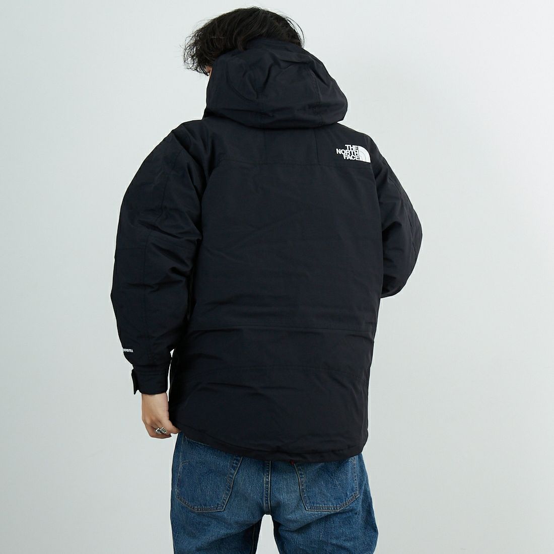 THE NORTH FACE [ザ ノースフェイス] マウンテンダウンジャケット [ND92549] K &&モデル身長：179cm 着用サイズ：L&&