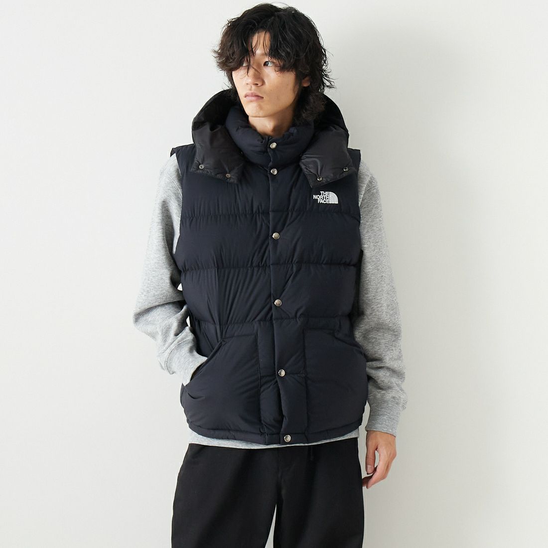 THE NORTH FACE [ザ ノースフェイス] キャンプシエラベスト [ND92530] K &&モデル身長：182cm 着用サイズ：L&&