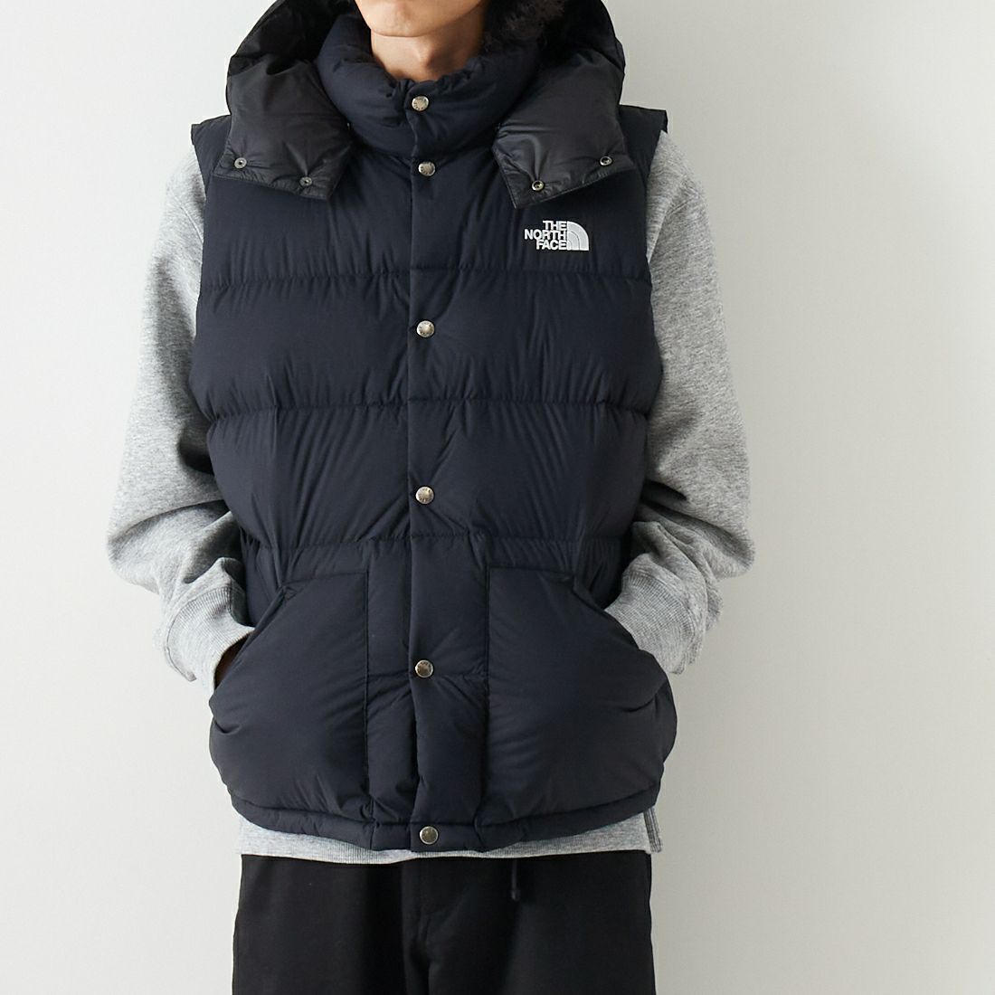 THE NORTH FACE [ザ ノースフェイス] キャンプシエラベスト [ND92530] K &&モデル身長：182cm 着用サイズ：L&&