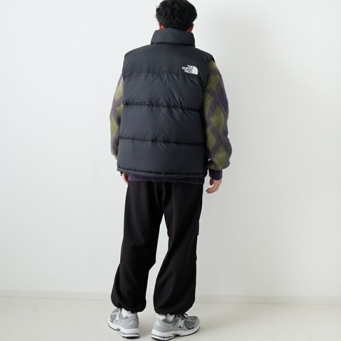 THE NORTH FACE [ザ ノースフェイス] ヌプシベスト [ND92557] K &&モデル身長：167cm 着用サイズ：M&&