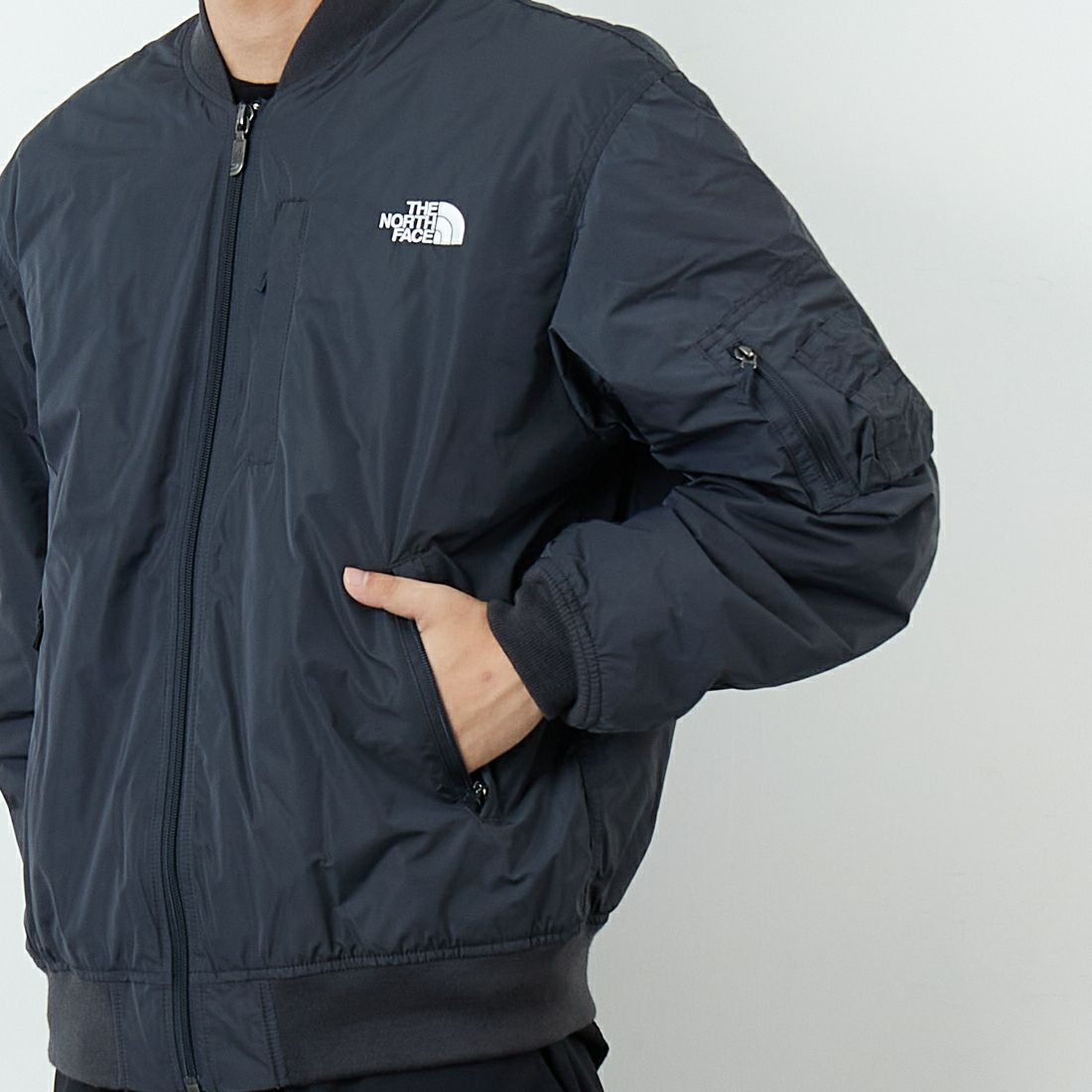 THE NORTH FACE [ザ ノースフェイス] インサレーションボンバージャケット [NY82552] AG &&モデル身長：179cm 着用サイズ：M&&