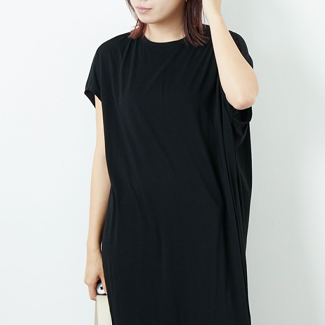 marmors [マルモア] ALBINI バックタックワンピース [0225304101] BLACK &&モデル身長：167cm 着用サイズ：36&&