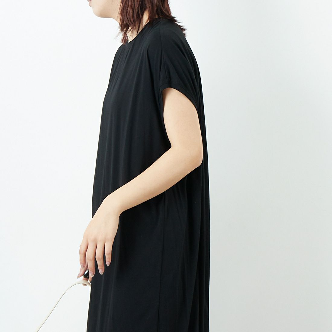 marmors [マルモア] ALBINI バックタックワンピース [0225304101] BLACK &&モデル身長：167cm 着用サイズ：36&&