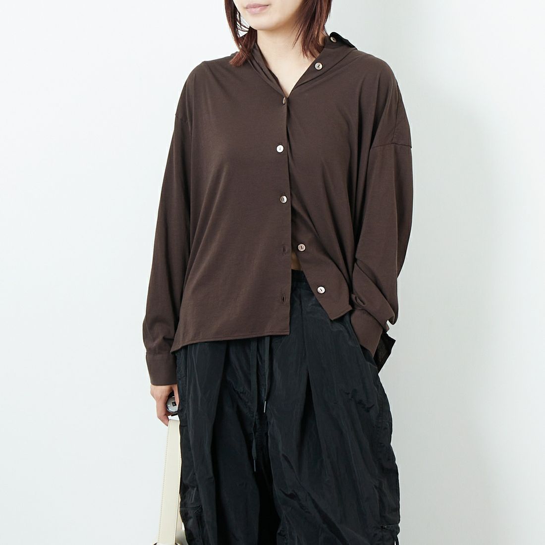 marmors [マルモア] ALBINI カットソーシャツ [0225301102] BROWN &&モデル身長：167cm 着用サイズ：36&&