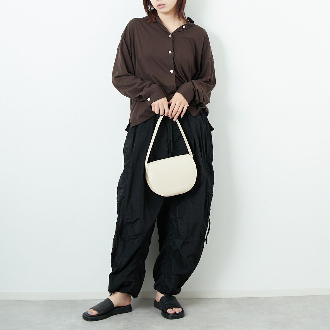 marmors [マルモア] ALBINI カットソーシャツ [0225301102] BROWN &&モデル身長：167cm 着用サイズ：36&&