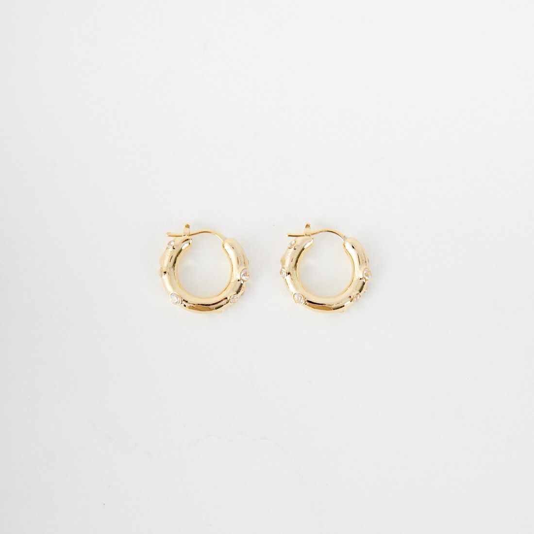 LAPUIS [ラピュイ] ガーデンフープピアス [252-220110] ｺﾞｰﾙﾄﾞ