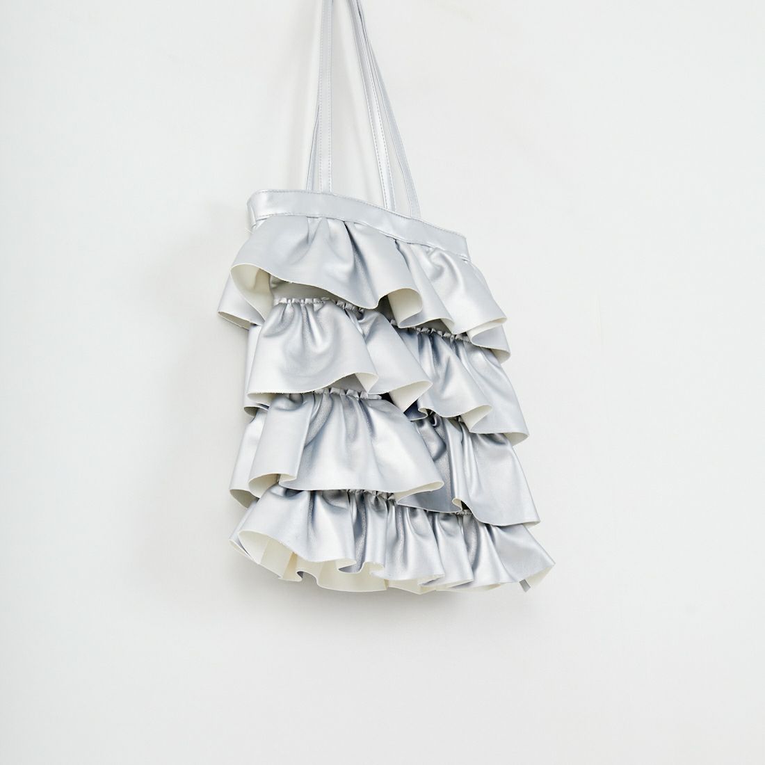 Casselini [キャセリーニ] フリルトートバッグ [223-110501] ｼﾙﾊﾞｰ