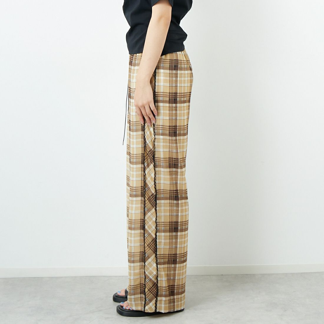 MAISON SPECIAL [メゾンスペシャル] サイドピコレースシアーチェックパンツ [21251465318] BGE &&モデル身長：167cm 着用サイズ：36&&