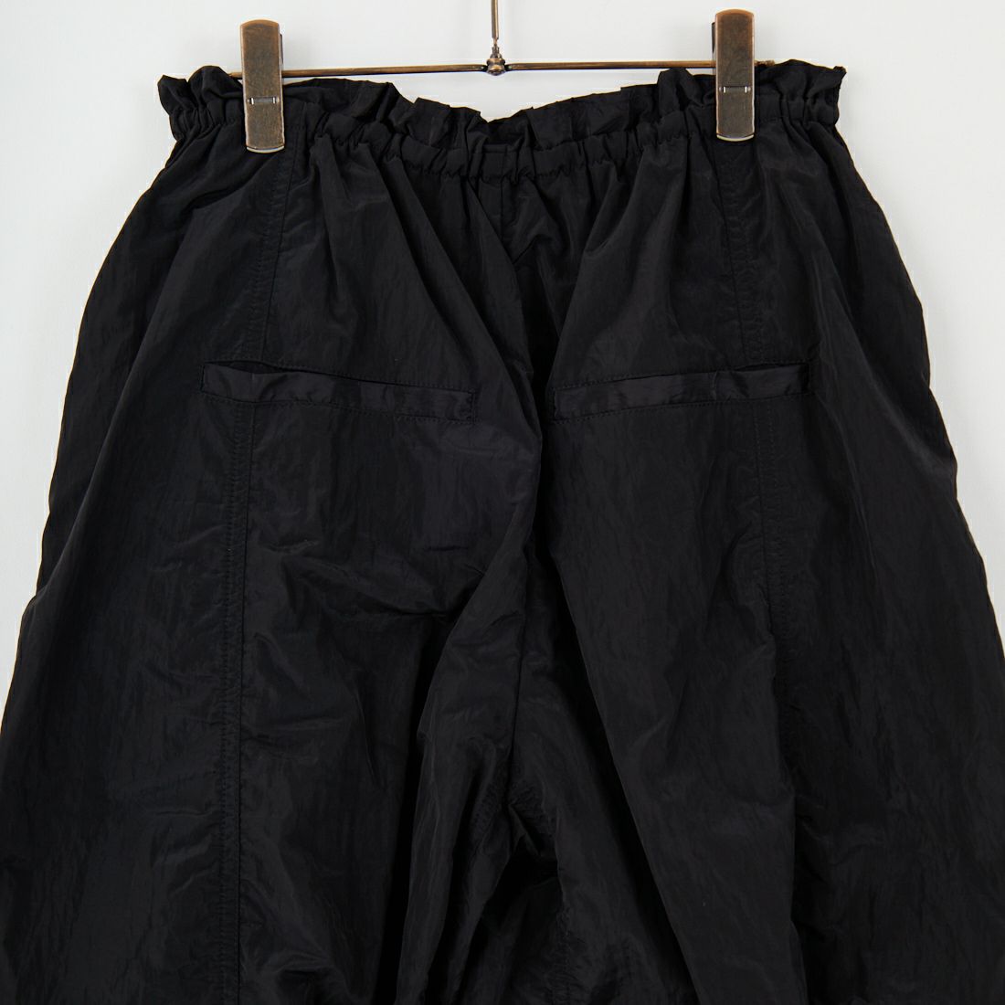 MAISON SPECIAL [メゾンスペシャル] サイドファスナーパラシュートパンツ [21251465814] BLK