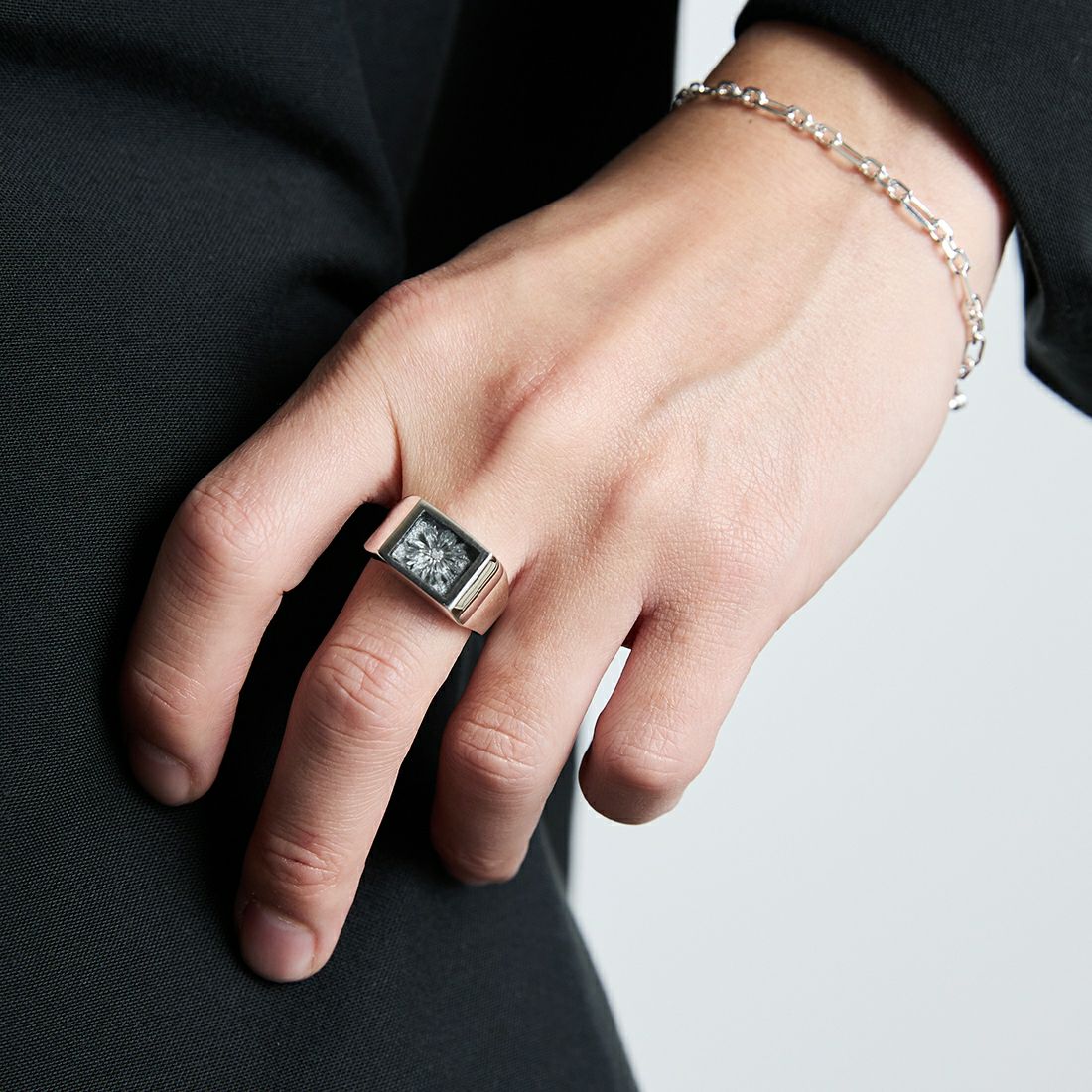 XOLO JEWELRY [ショロジュエリー] シグネットリング(Steel Gray