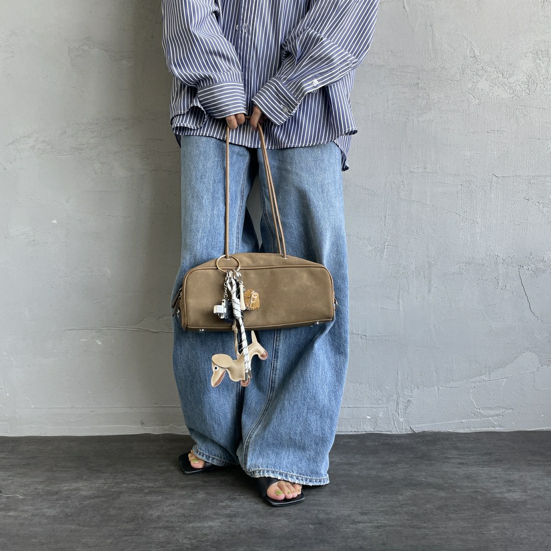 &MyuQ [アンドミューク] KAKU ショルダーバッグ [MCB096] S.SAND BEG