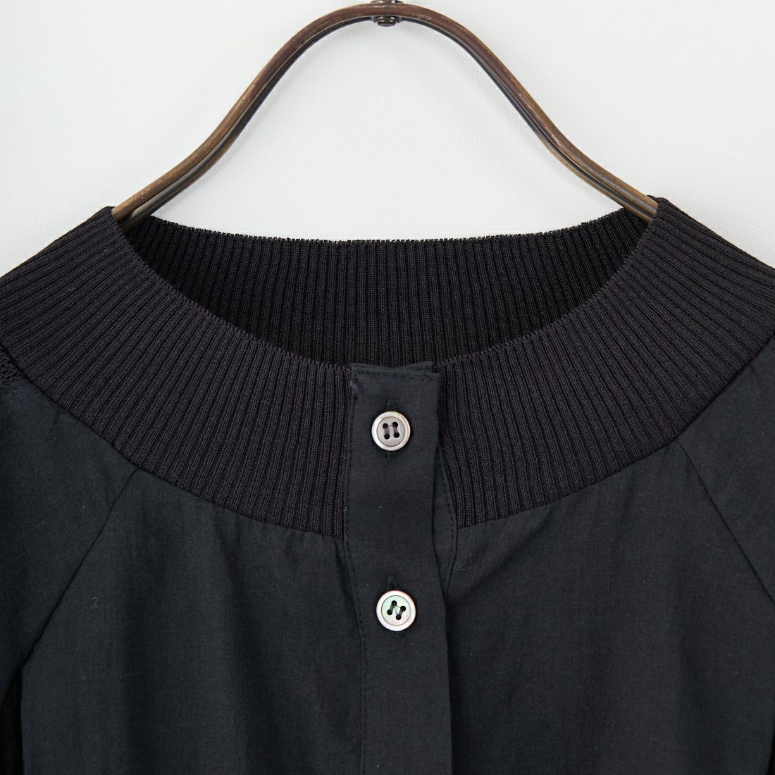 Munich [ミューニック] リブカフドッキングブラウス [MN252T02] 009 BLK