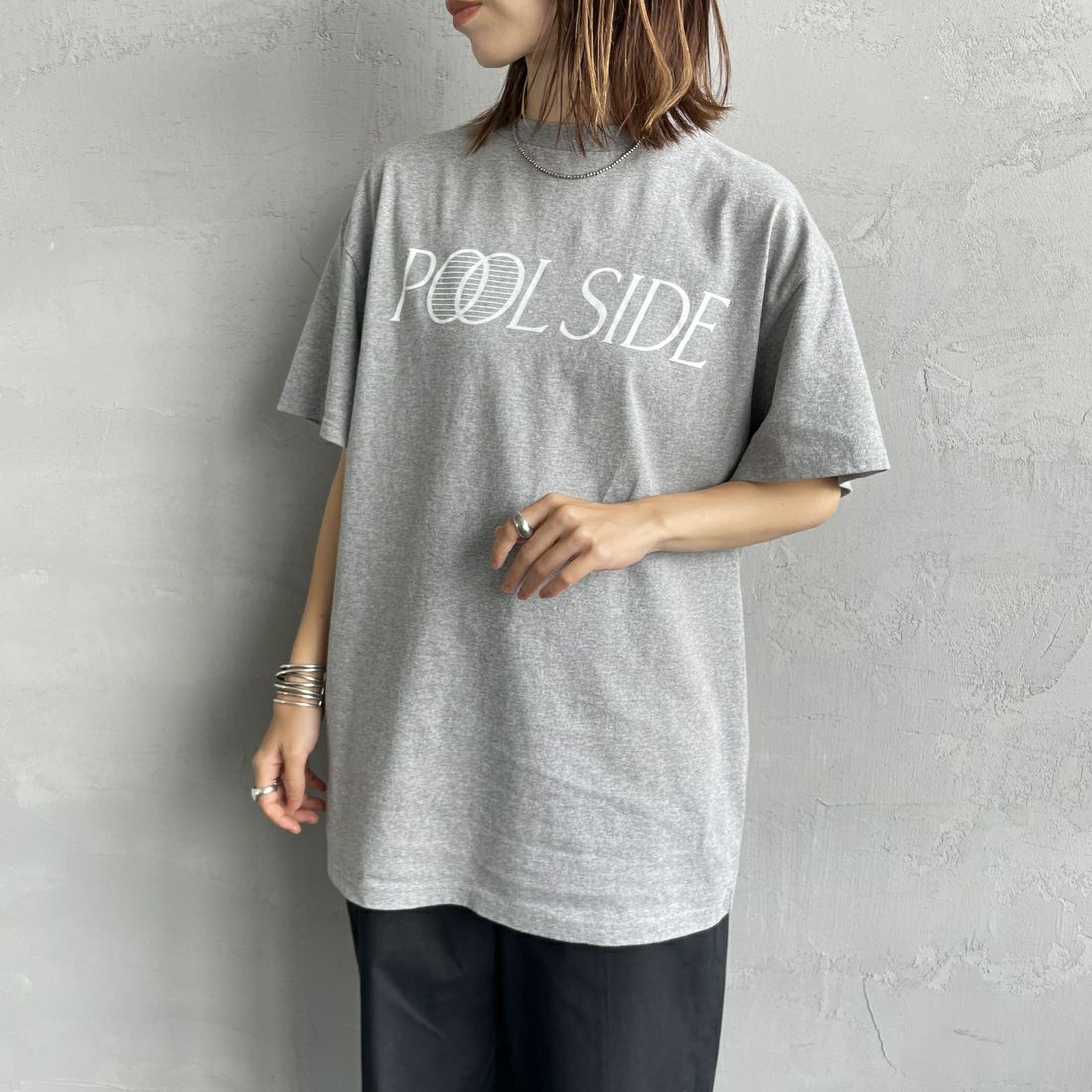 THE SHINZONE [ザ シンゾーン] プールサイドTシャツ [25MMSCU06] 06 GRAY &&モデル身長：158cm 着用サイズ：F0&&