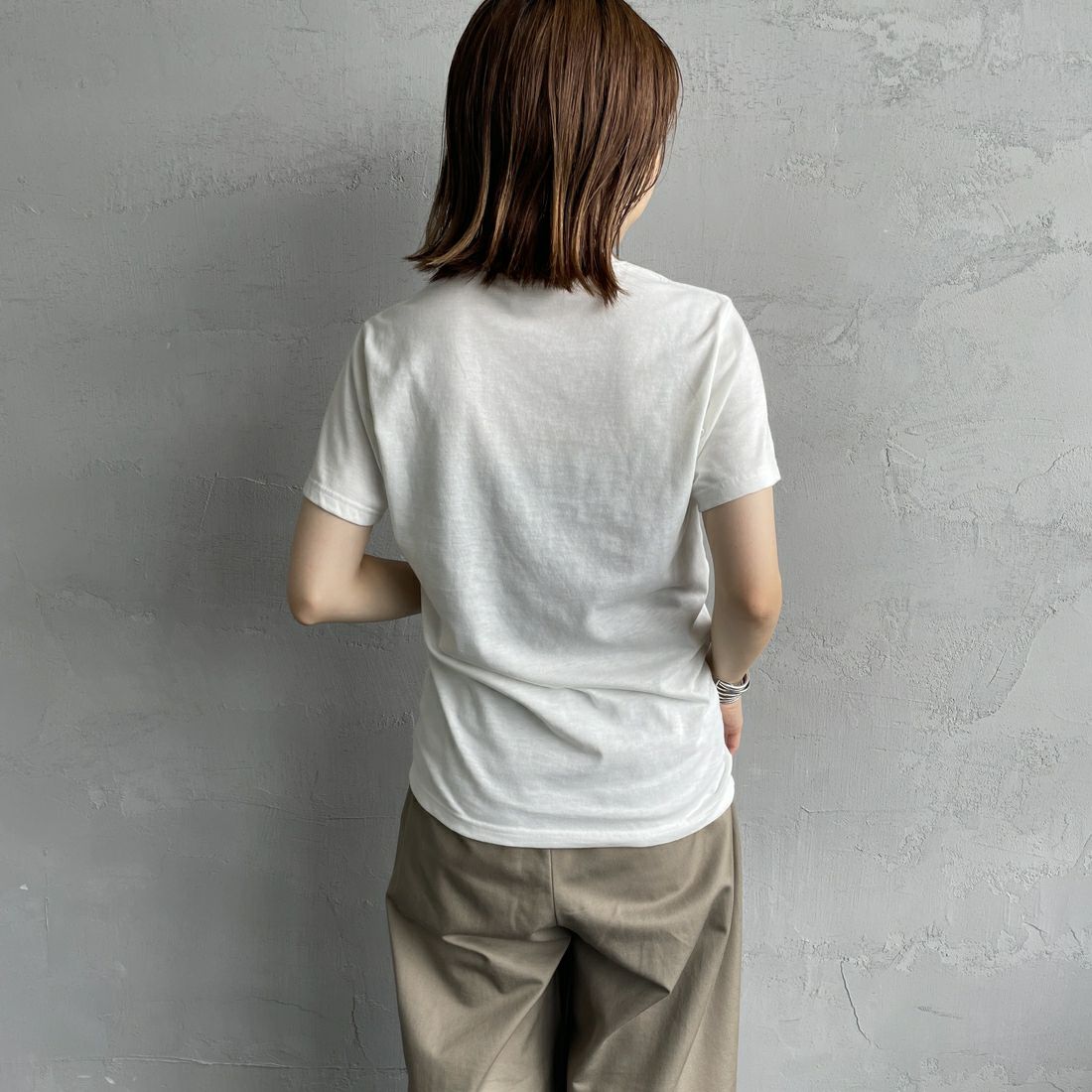THE SHINZONE [ザ シンゾーン] SORVETE DE LIMAO Tシャツ [25MMSCU07] 01 WHITE &&モデル身長：158cm 着用サイズ：F0&&