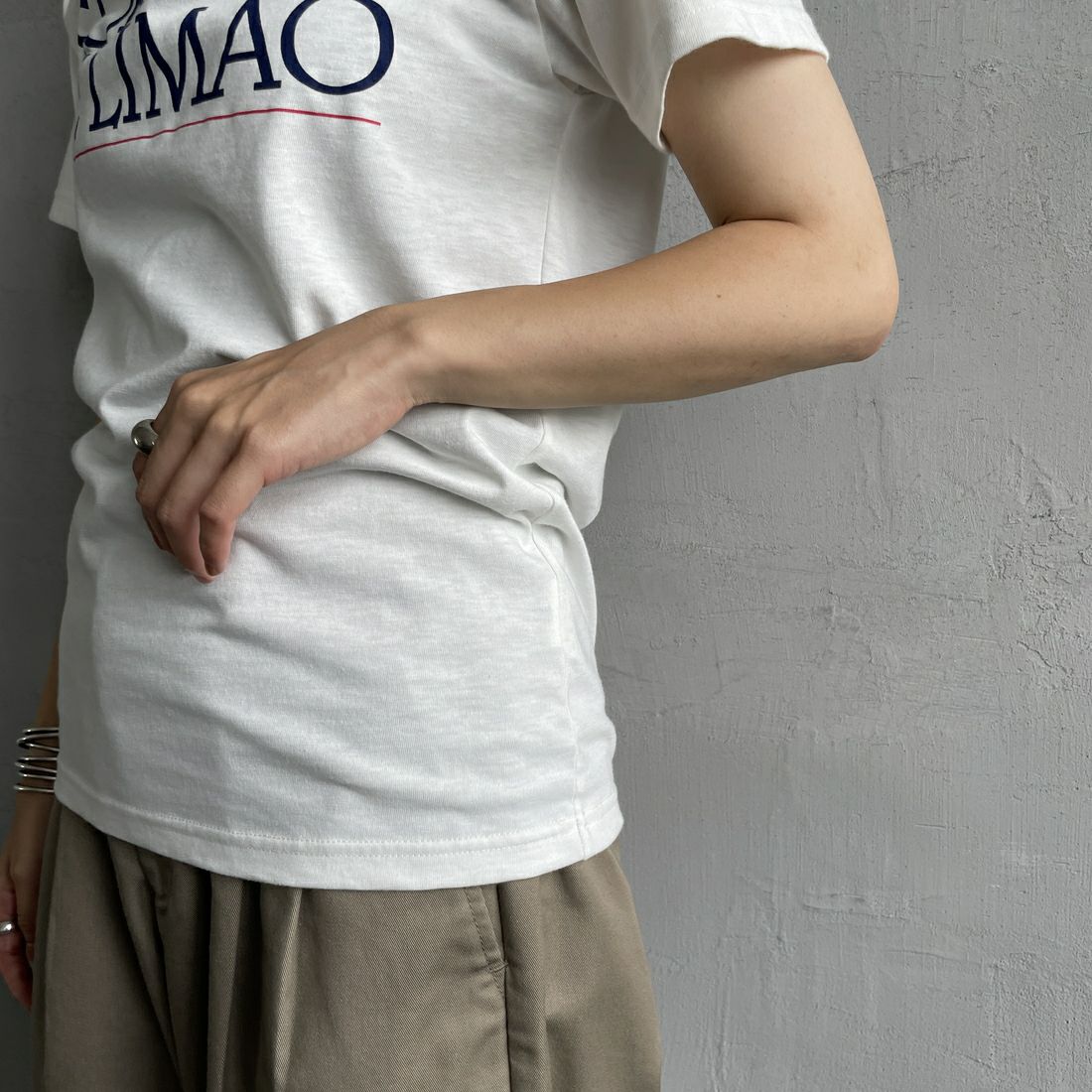 THE SHINZONE [ザ シンゾーン] SORVETE DE LIMAO Tシャツ [25MMSCU07] 01 WHITE &&モデル身長：158cm 着用サイズ：F0&&