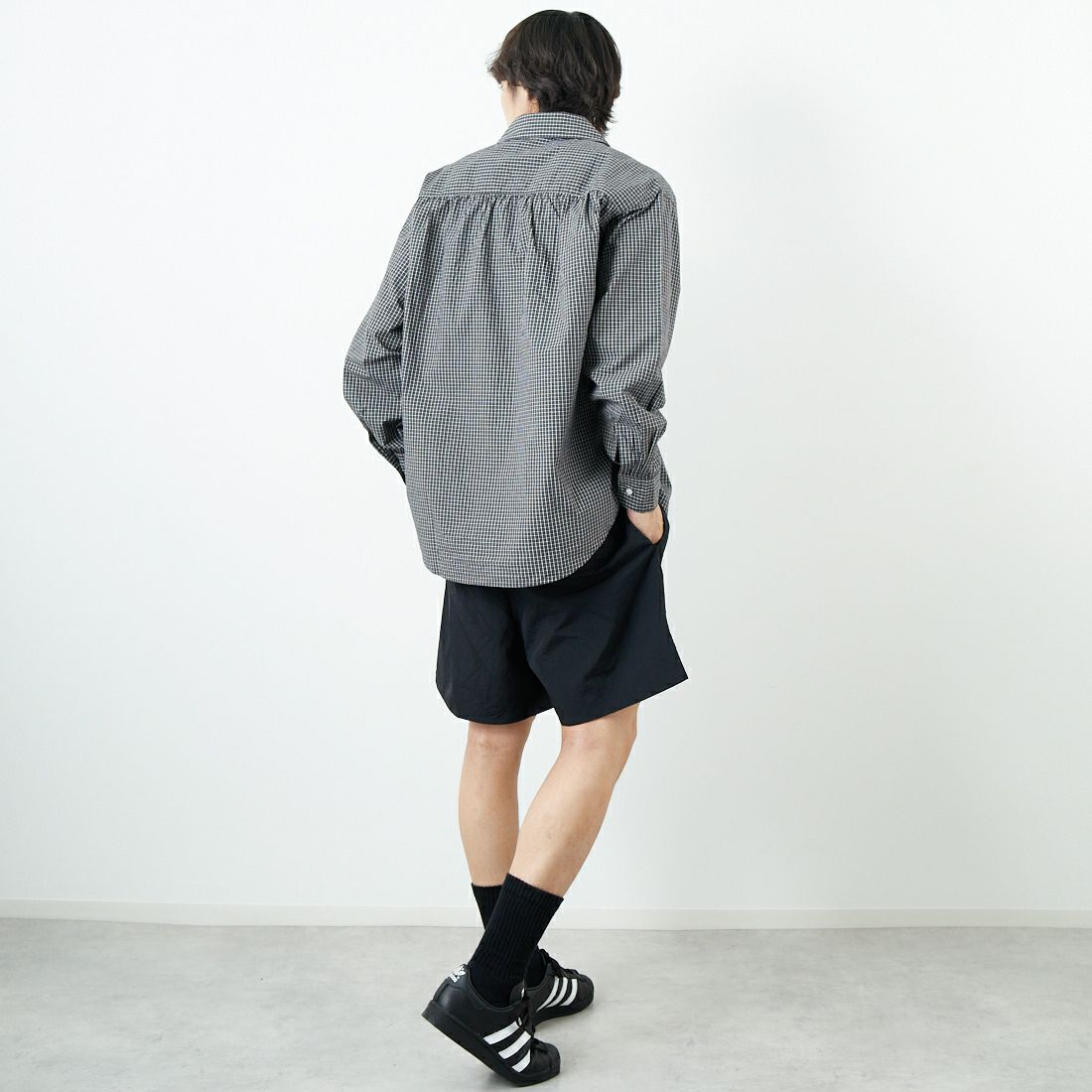 The Endless Summer [エンドレスサマー] ハンティントン ナイロンショーツ [SD-25574002] 01 BLACK &&モデル身長：179cm 着用サイズ：L&&