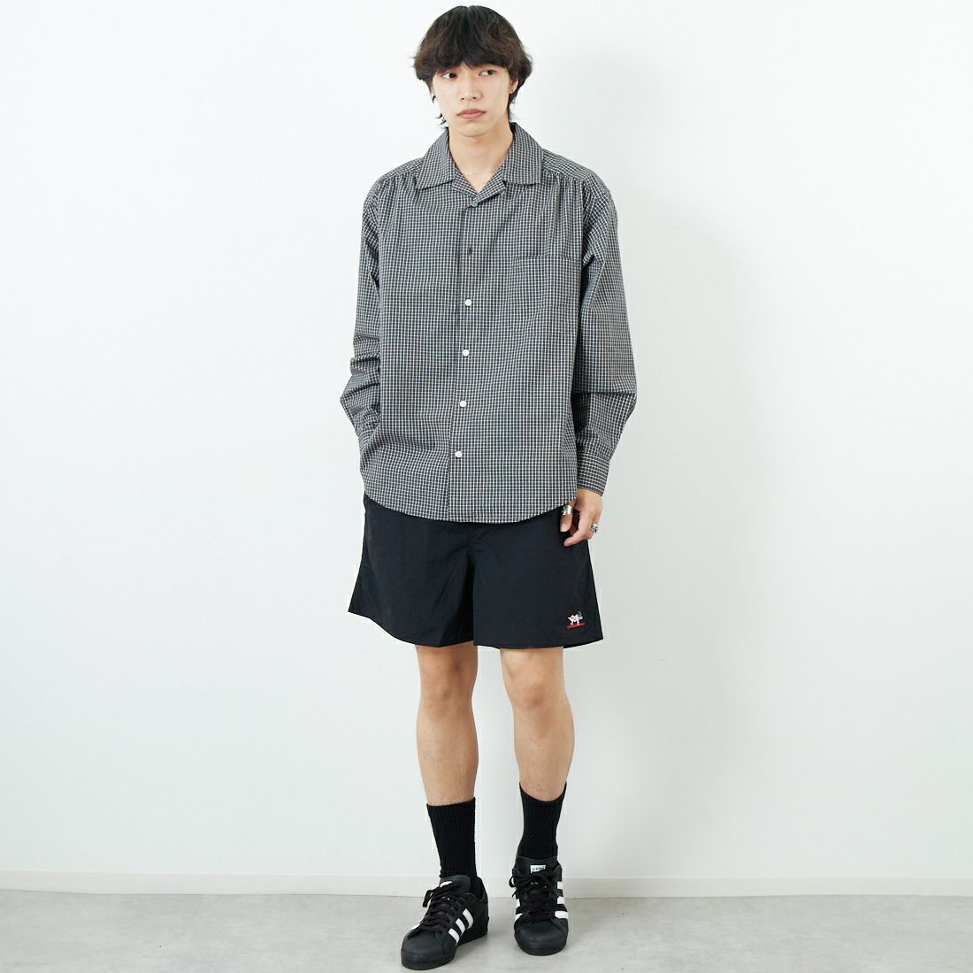 The Endless Summer [エンドレスサマー] ハンティントン ナイロンショーツ [SD-25574002] 01 BLACK &&モデル身長：179cm 着用サイズ：L&&