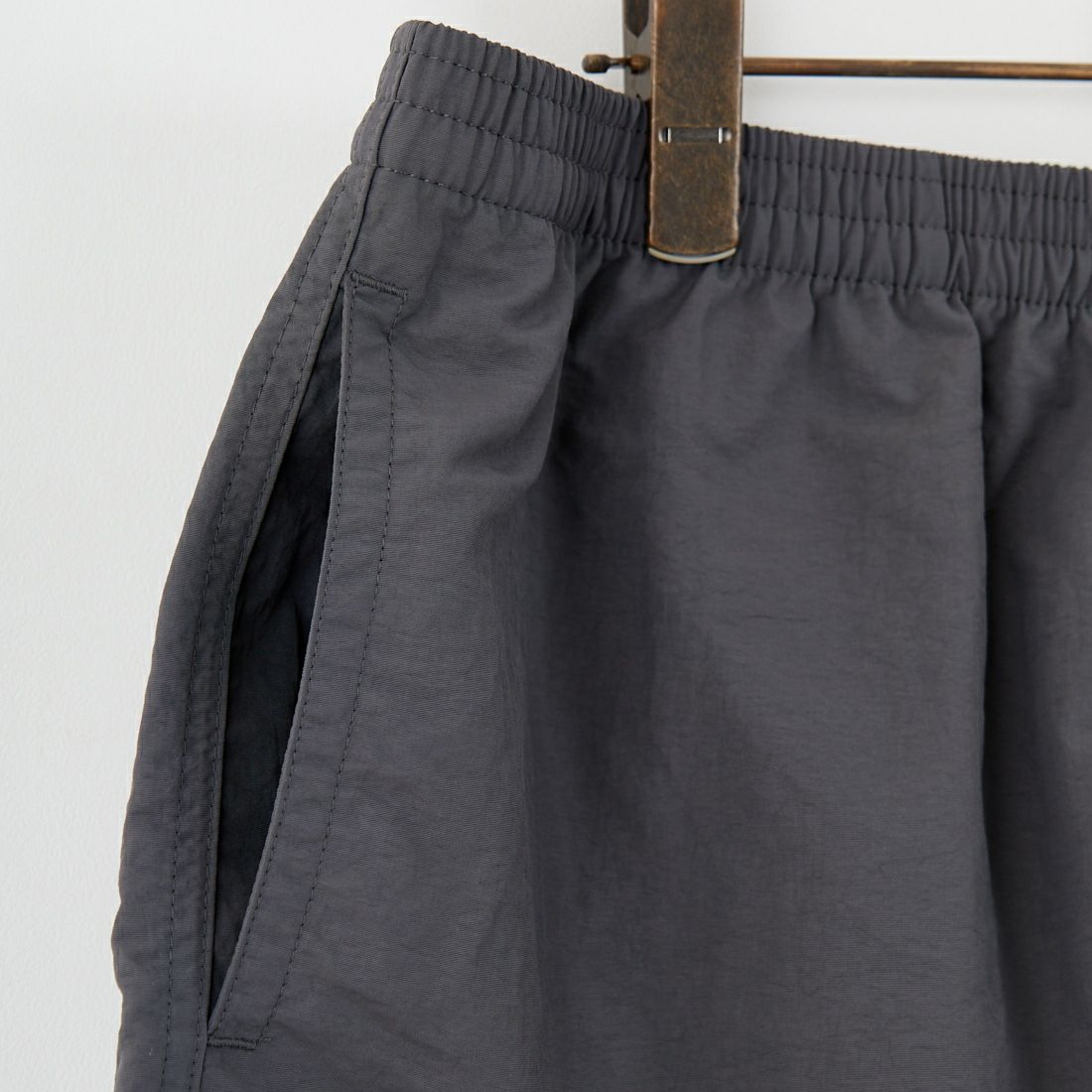 The Endless Summer [エンドレスサマー] ハンティントン ナイロンショーツ [SD-25574002] 02 CHARCOA