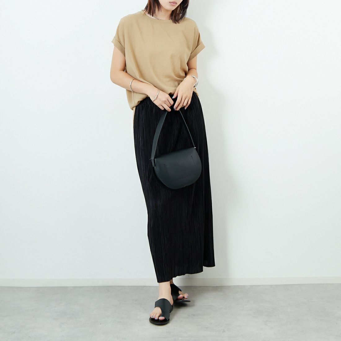 DIGNITE COLLIER [ディニテコリエ] ストレッチシフォンブラウス [80255303] 044 ｷｬﾒﾙ &&モデル身長：167cm 着用サイズ：F&&