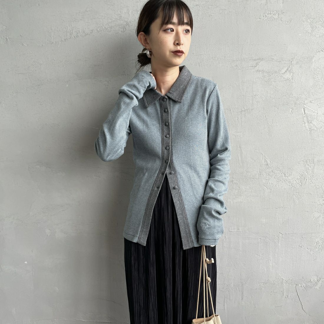 Robert P.Miller [ロバートピーミラー] 別注 パネルリブ ポロカーディガン [RM254-2179IN-JF] CLOUD &&モデル身長：150cm 着用サイズ：F&&