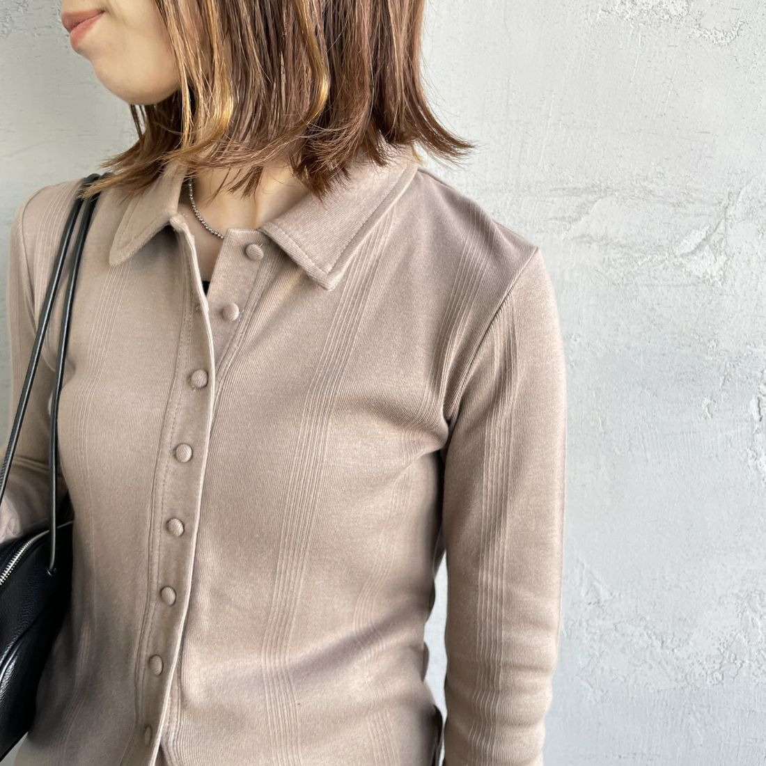 Robert P.Miller [ロバートピーミラー] 別注 パネルリブ ポロカーディガン [RM254-2179IN-JF] MOCHA &&モデル身長：158cm 着用サイズ：F&&