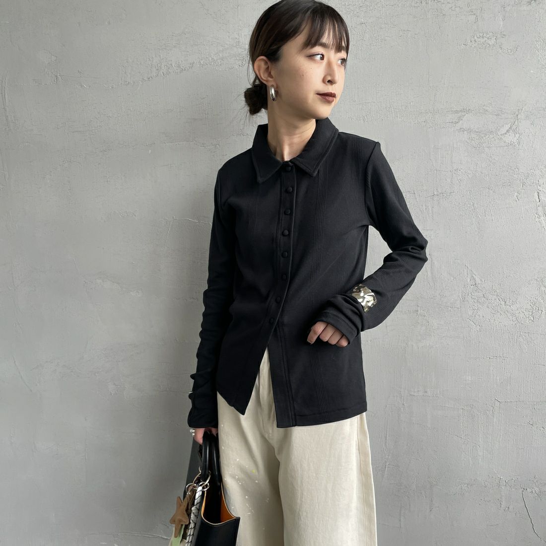 Robert P.Miller [ロバートピーミラー] 別注 パネルリブ ポロカーディガン [RM254-2179IN-JF] BLACK &&モデル身長：150cm 着用サイズ：F&&