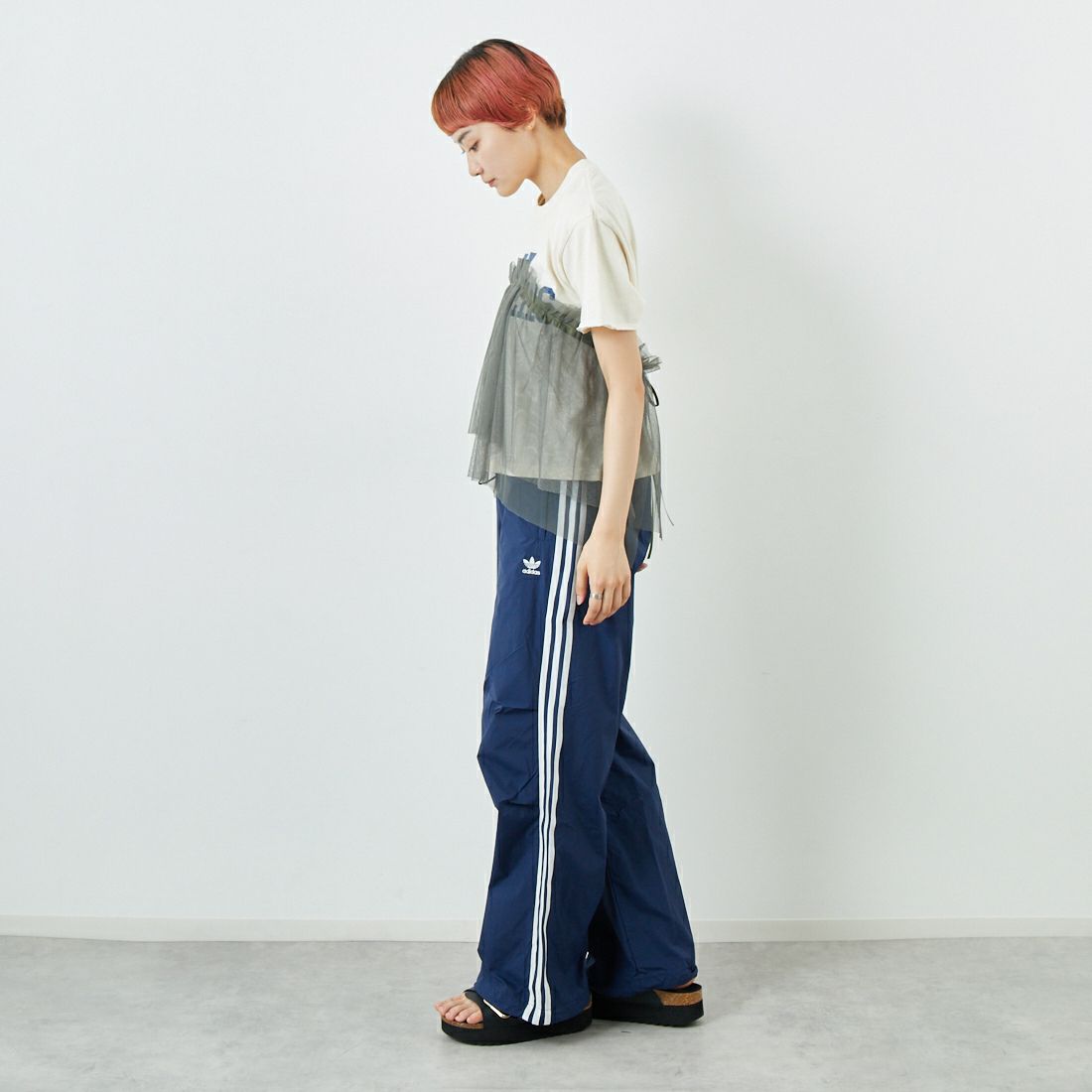 KHA:KI [カーキ] リメイクレイヤードTシャツ [MIL25SCS3455] ECRU &&モデル身長：160cm 着用サイズ：1&&