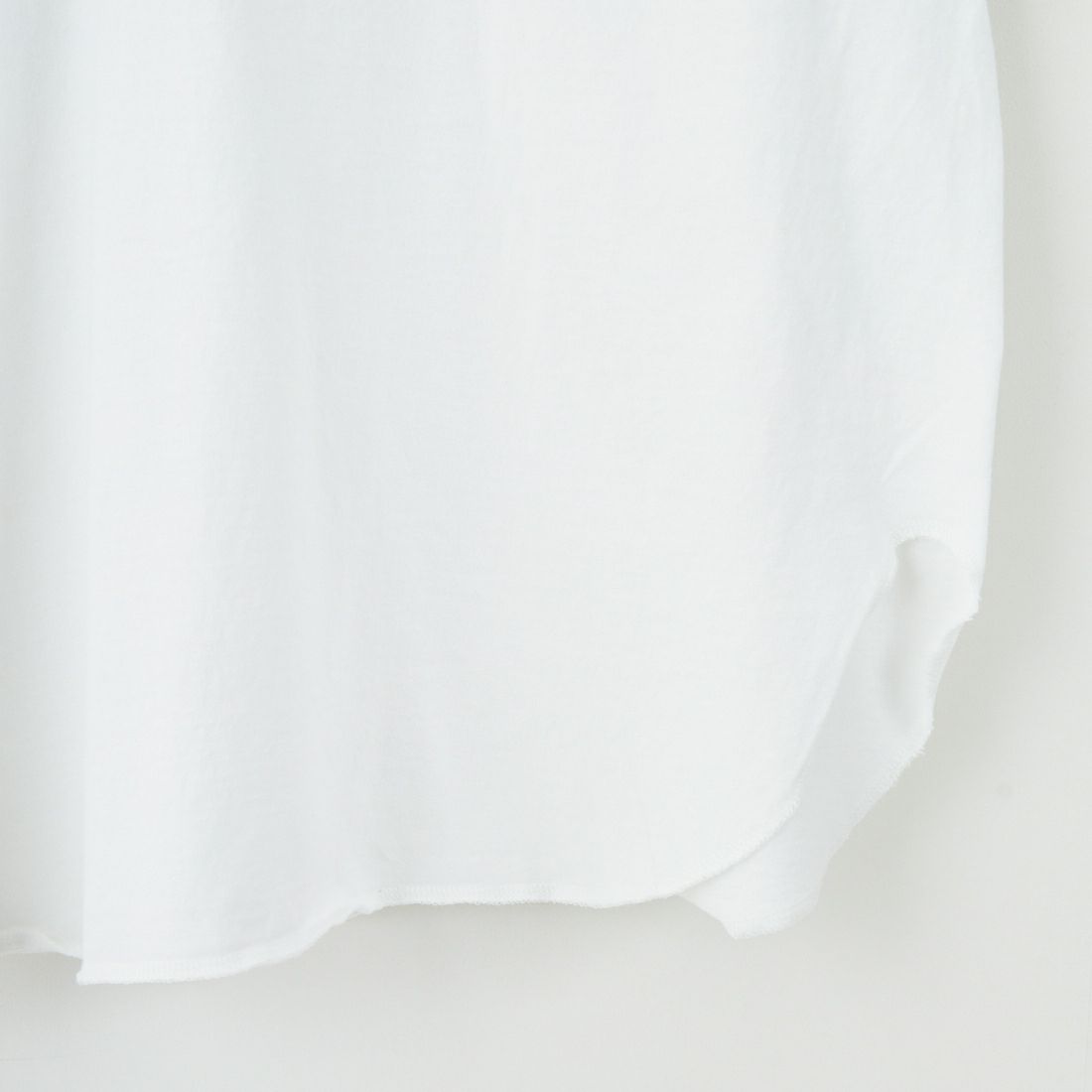 KHA:KI [カーキ] ヘムラウンドTシャツ [MIL25SCS3452] WHITE