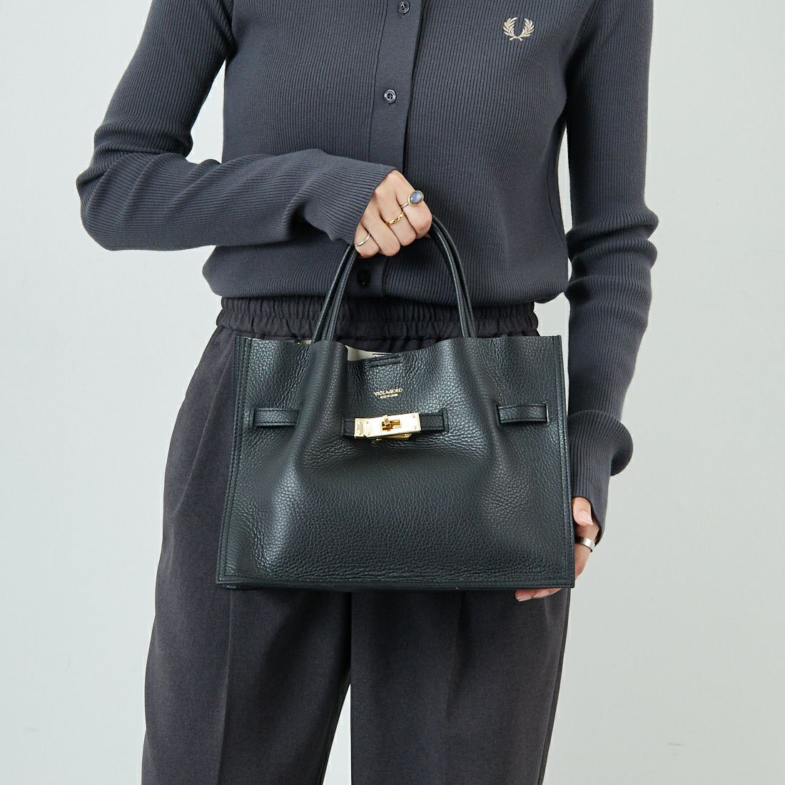 VIOLAd'ORO [ヴィオラドーロ] イタリアンWフェイスレザートートバッグ [V-1496] BLACK/GRAY