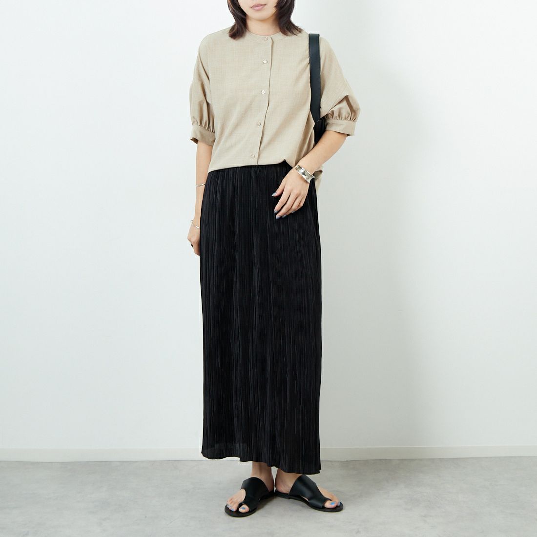 Jf Ready Made [ジェイエフレディメイド] 麻調バックギャザーブラウス [41252222] ﾍﾞｰｼﾞｭ &&モデル身長：167cm 着用サイズ：F&&