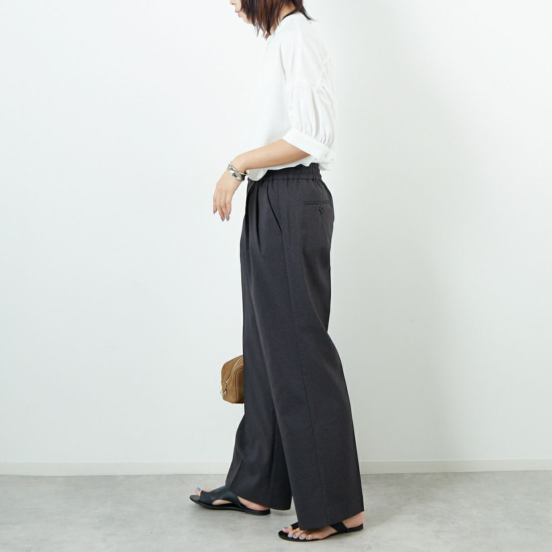 Jf Ready Made [ジェイエフレディメイド] 麻調バックギャザーブラウス [41252222] ｵﾌﾎﾜｲﾄ &&モデル身長：167cm 着用サイズ：F&&